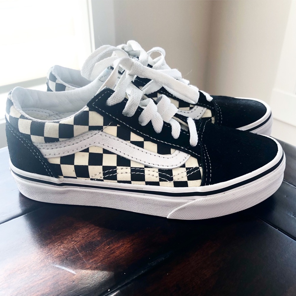 Vans Old Skool Checkerboard Skate Shoe -size 1